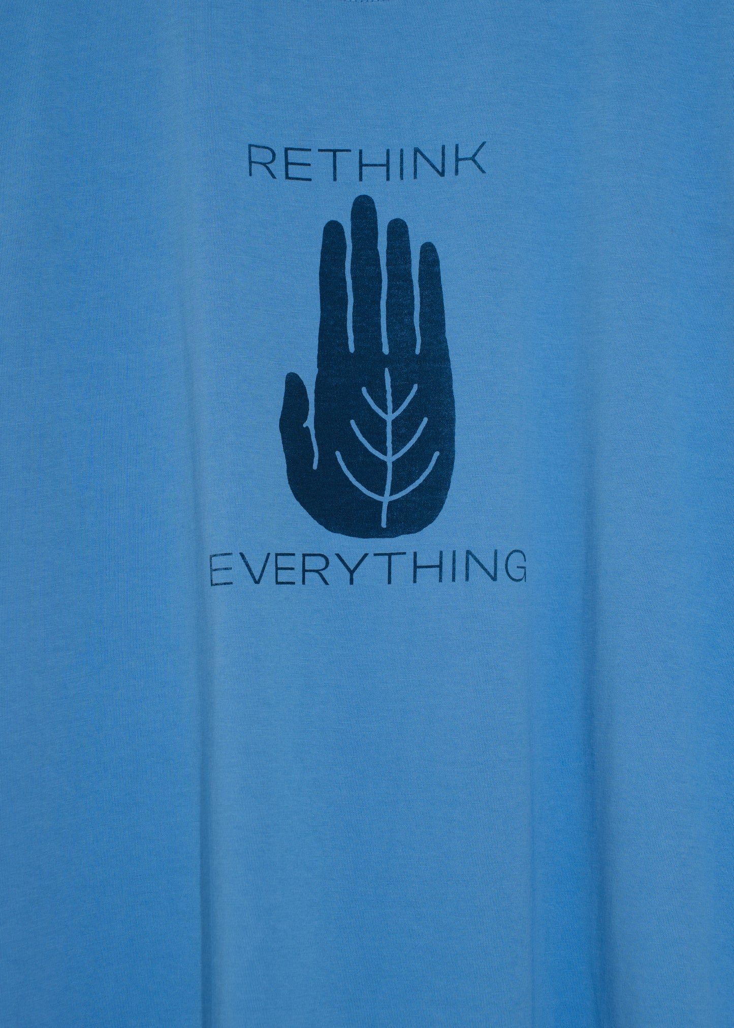 TIMELESS GRAPHIC CREW TEE