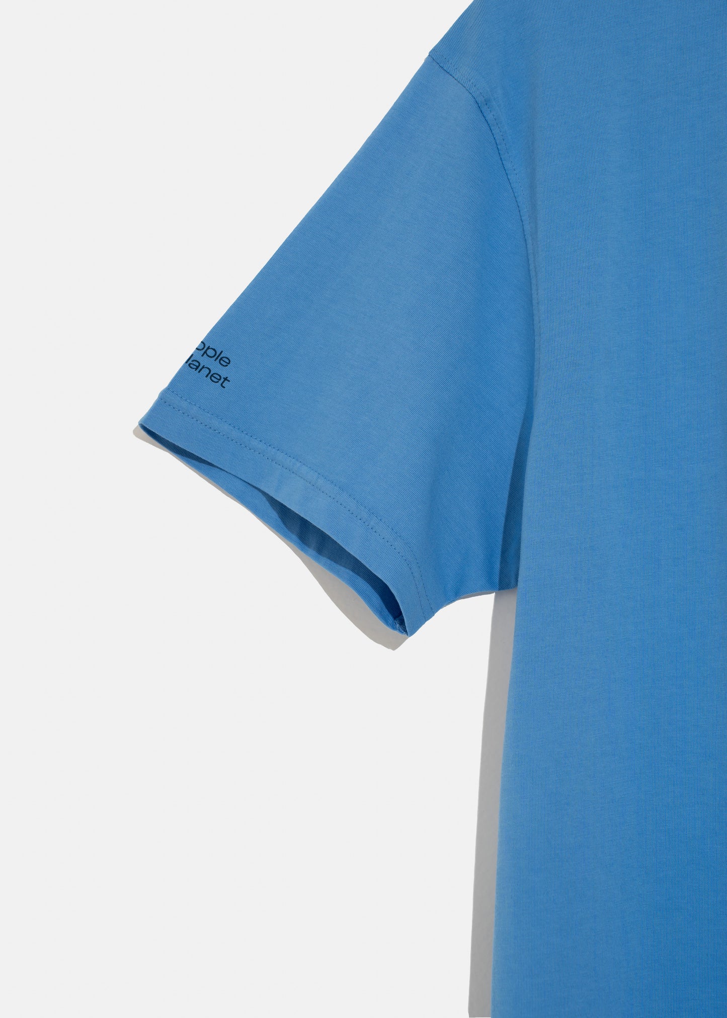 TIMELESS GRAPHIC CREW TEE