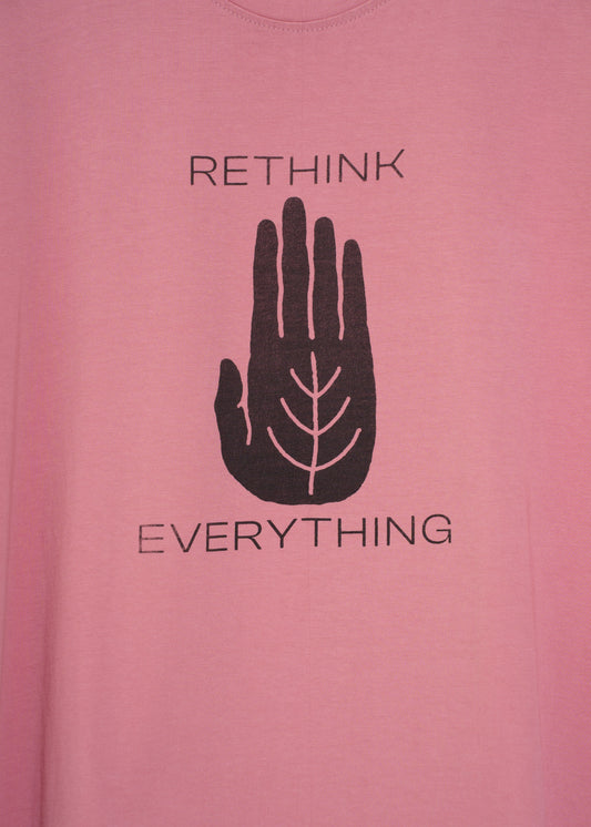 TIMELESS GRAPHIC CREW TEE