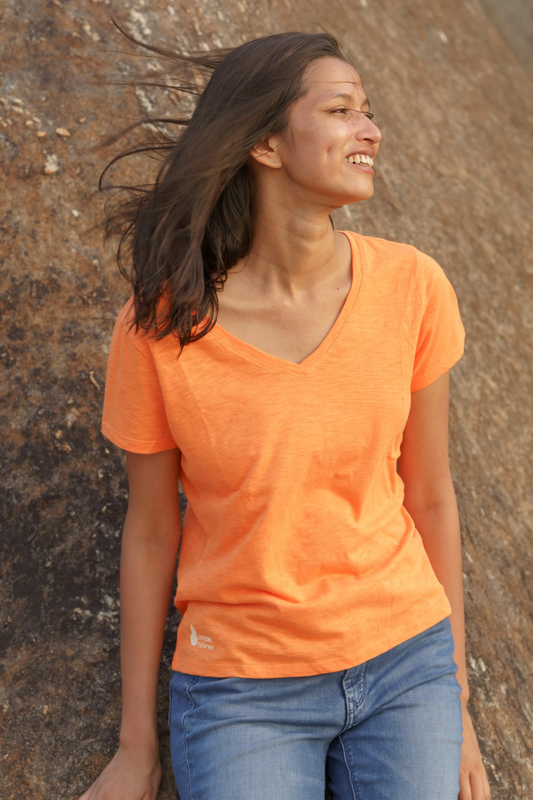 TIMELESS V-NECK
